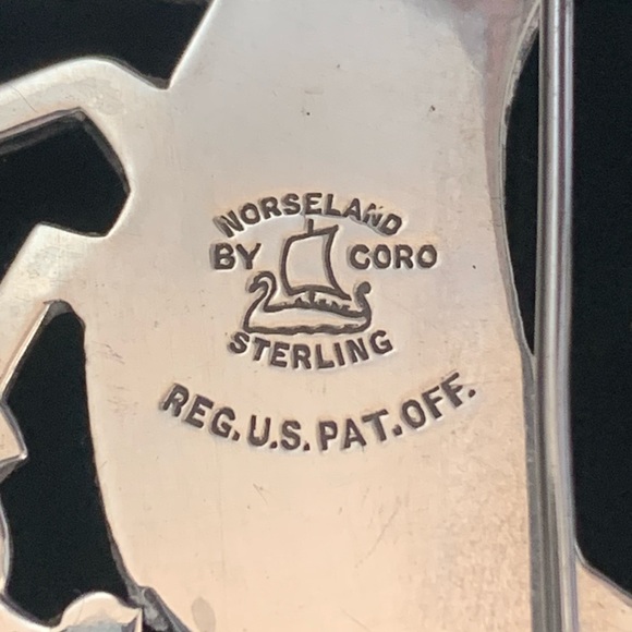 Vintage Coro Sterling Bird Brooch - Picture 3 of 16